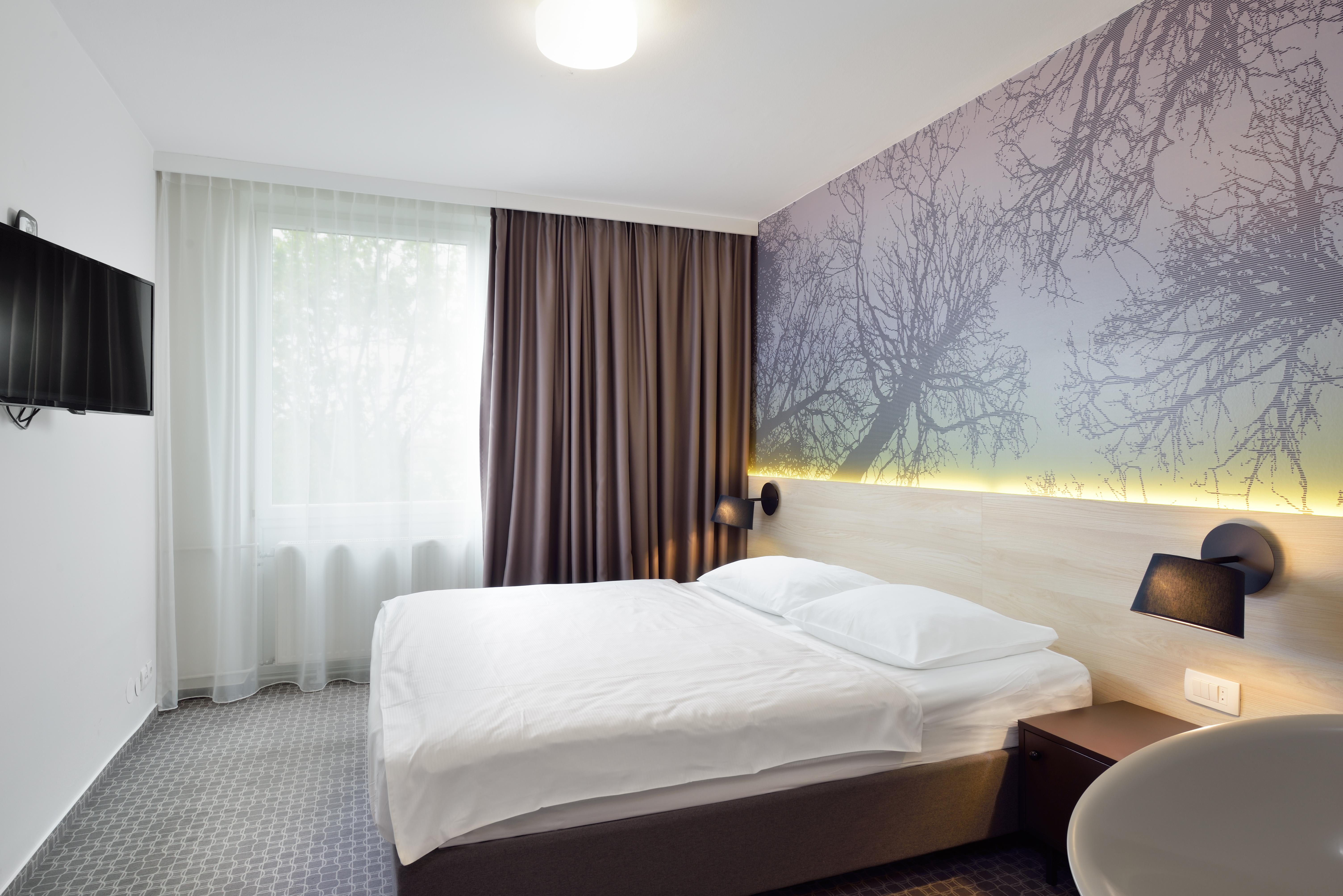 B&B Hotel Ljubljana Park Экстерьер фото