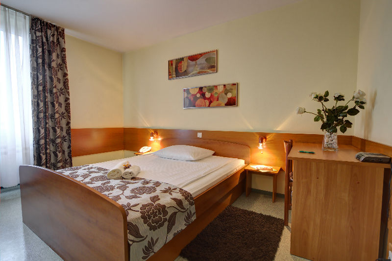 B&B Hotel Ljubljana Park Экстерьер фото